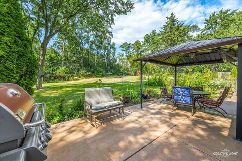 Tiny photo for 1002 Bruce Drive, Elgin, IL 60120 (MLS # 12468622)