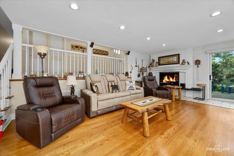 Tiny photo for 1002 Bruce Drive, Elgin, IL 60120 (MLS # 12468622)