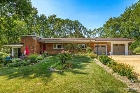Tiny photo for 1002 Bruce Drive, Elgin, IL 60120 (MLS # 12468622)