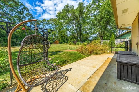 Tiny photo for 1002 Bruce Drive, Elgin, IL 60120 (MLS # 12468622)