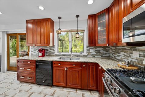 Tiny photo for 1002 Bruce Drive, Elgin, IL 60120 (MLS # 12468622)