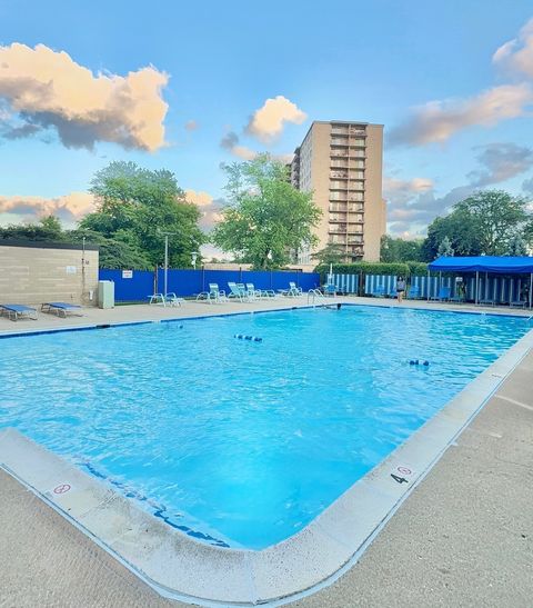 Tiny photo for 6933 N Kedzie Avenue #1209, Chicago, IL 60645 (MLS # 12521205)