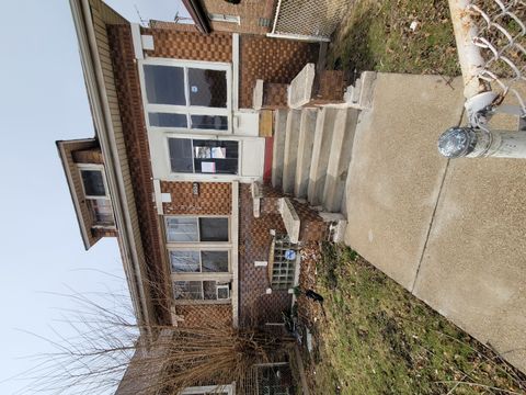 8504 S Baltimore Avenue Chicago IL 60617