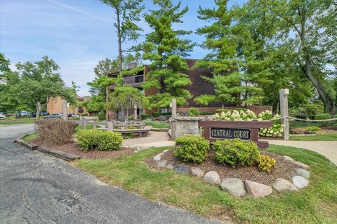 Tiny photo for 14511 Central Court #M2, Oak Forest, IL 60452 (MLS # 12455407)