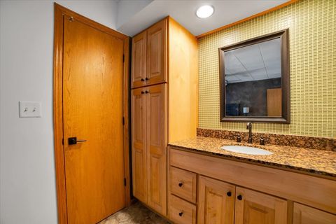 Tiny photo for 14511 Central Court #M2, Oak Forest, IL 60452 (MLS # 12455407)