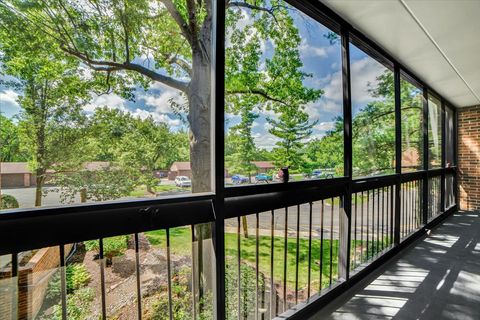 Tiny photo for 14511 Central Court #M2, Oak Forest, IL 60452 (MLS # 12455407)