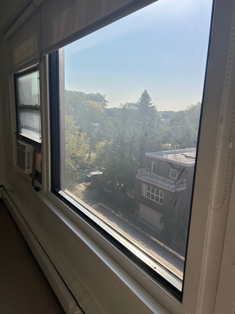 Tiny photo for 4880 N Marine Drive #606, Chicago, IL 60640 (MLS # 12489319)