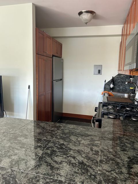 Tiny photo for 4880 N Marine Drive #606, Chicago, IL 60640 (MLS # 12489319)