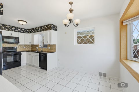 Tiny photo for 3221 N Pioneer Avenue, Chicago, IL 60634 (MLS # 12683678)