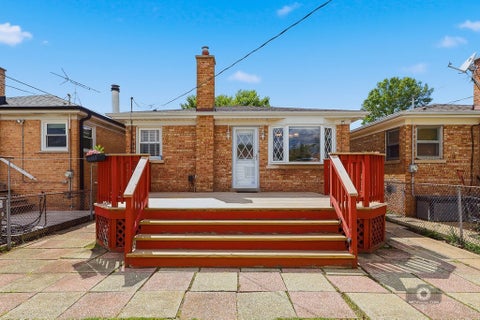 Tiny photo for 3221 N Pioneer Avenue, Chicago, IL 60634 (MLS # 12683678)