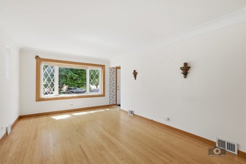 Tiny photo for 3221 N Pioneer Avenue, Chicago, IL 60634 (MLS # 12683678)
