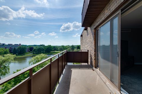 A home in Elk Grove Village