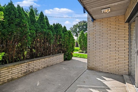 Tiny photo for 1245 La Grange Road #1F, La Grange Park, IL 60526 (MLS # 12736247)