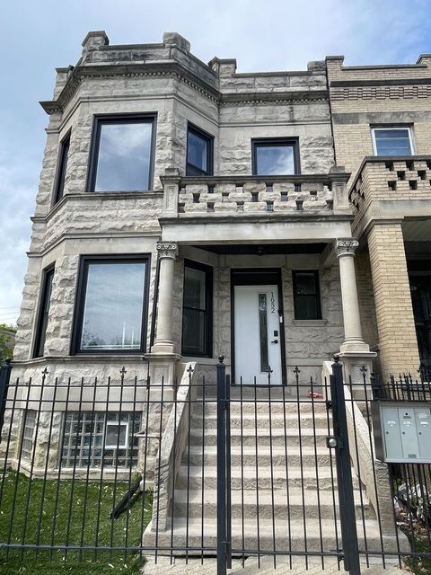1652 S RIDGEWAY Avenue Chicago IL 60623
