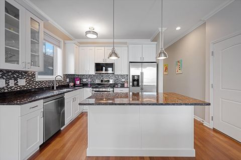 Tiny photo for 1628 N Bosworth Avenue #2, Chicago, IL 60642 (MLS # 12544240)