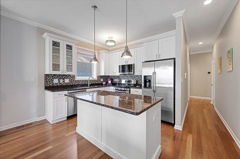 Tiny photo for 1628 N Bosworth Avenue #2, Chicago, IL 60642 (MLS # 12544240)