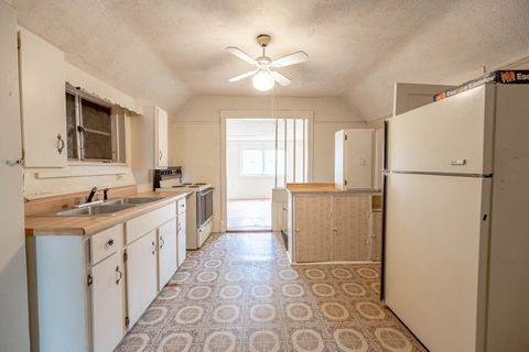 Tiny photo for 5834 W Byron Street, Chicago, IL 60634 (MLS # 12635188)