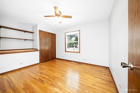 Tiny photo for 8 Berk Lane, Crete, IL 60417 (MLS # 12463222)