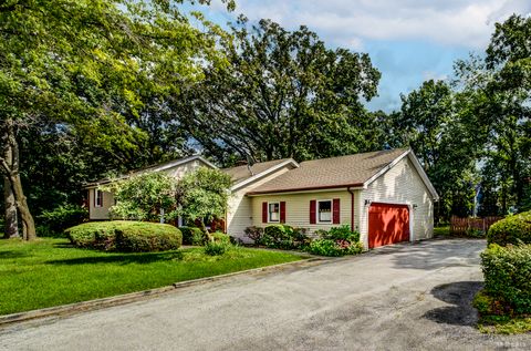 Tiny photo for 8 Berk Lane, Crete, IL 60417 (MLS # 12463222)