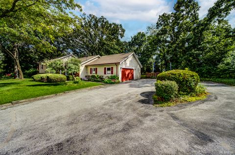 Tiny photo for 8 Berk Lane, Crete, IL 60417 (MLS # 12463222)