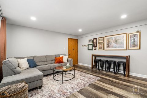 Tiny photo for 10123 Hartford Court #GC, Schiller Park, IL 60176 (MLS # 12569964)