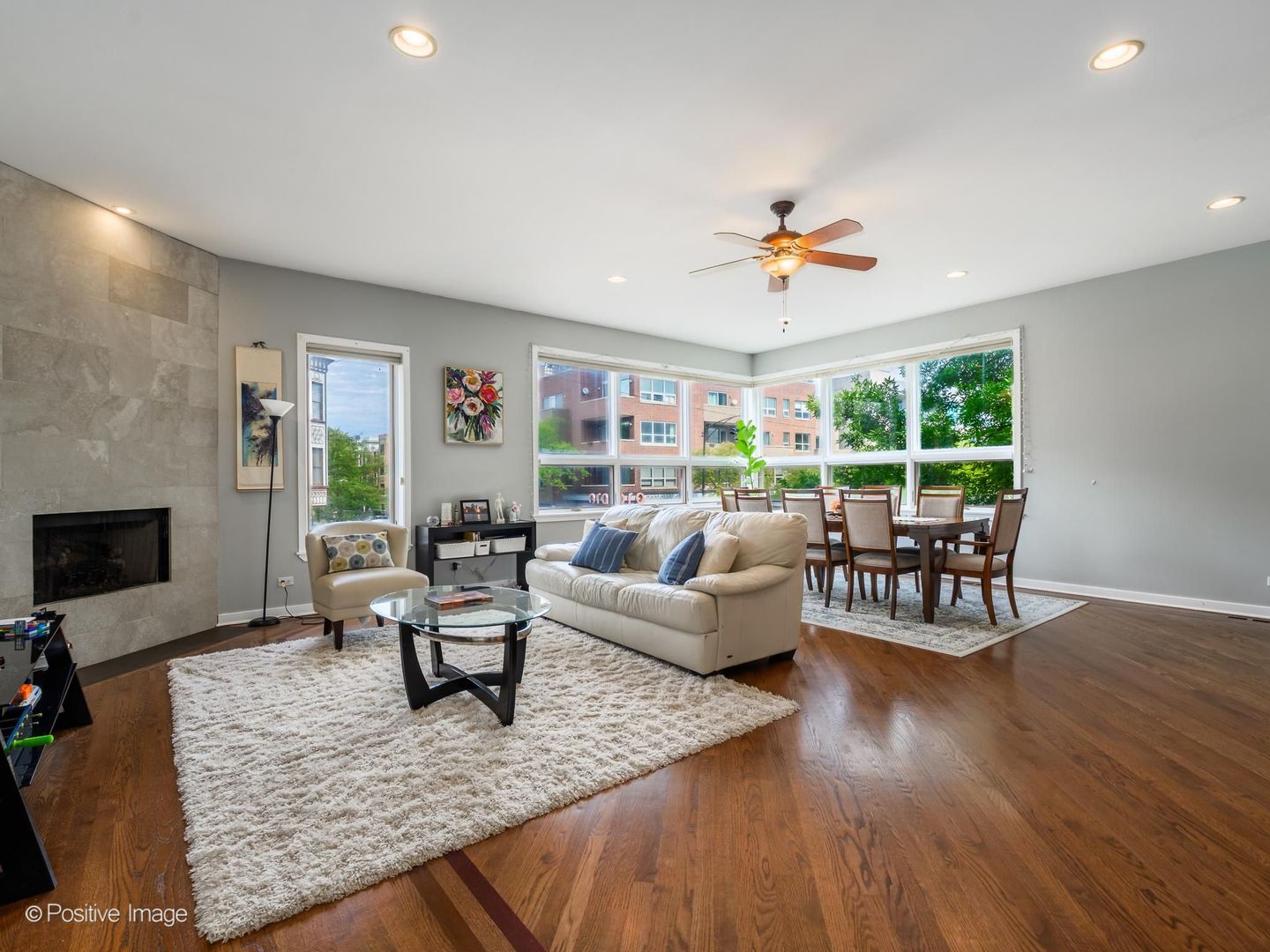 1901 W Division Street 2N