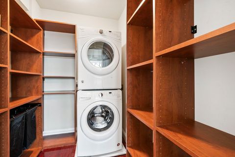 Tiny photo for 3180 N Lake Shore Drive #4B, Chicago, IL 60657 (MLS # 12591158)