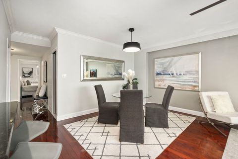 Tiny photo for 3180 N Lake Shore Drive #4B, Chicago, IL 60657 (MLS # 12591158)