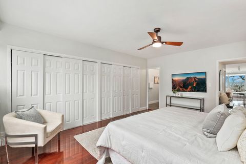 Tiny photo for 3180 N Lake Shore Drive #4B, Chicago, IL 60657 (MLS # 12591158)