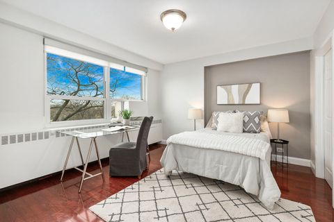 Tiny photo for 3180 N Lake Shore Drive #4B, Chicago, IL 60657 (MLS # 12591158)