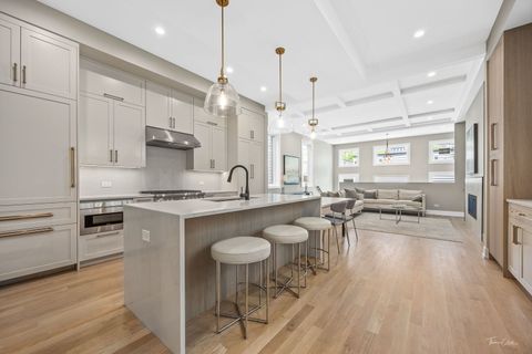 Tiny photo for 1642 W Wolfram Street, Chicago, IL 60657 (MLS # 12580466)