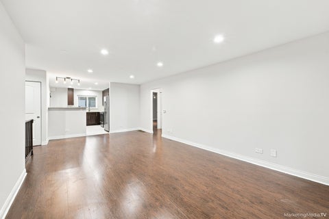 Tiny photo for 400 E KENSINGTON Road #B, Mount Prospect, IL 60056 (MLS # 12785215)