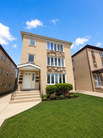 Photo of 7942 W Addison Street #3, Chicago, IL 60634 (MLS # 12715354)