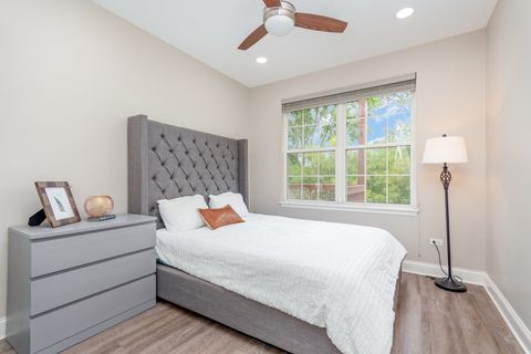 Tiny photo for 954 Genesee Drive #954, Naperville, IL 60563 (MLS # 12474856)