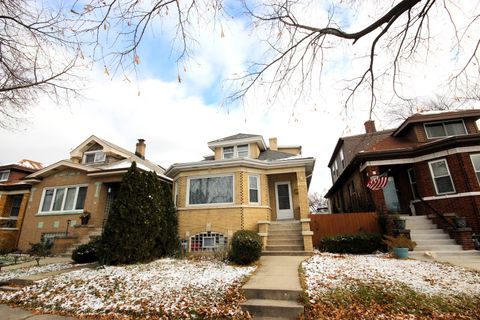 A home in Elmwood Park