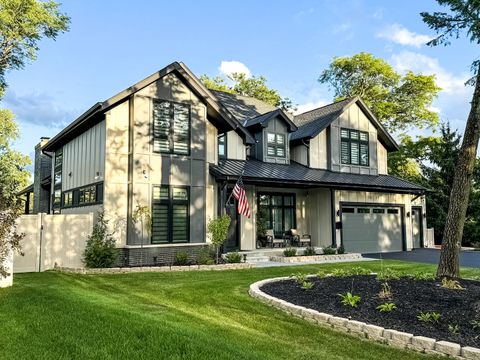 1011 Linden Leaf Drive Glenview IL 60025