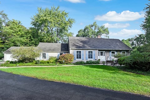 Photo of 24462 N Kelsey Road, Barrington, IL 60010 (MLS # 12775774)