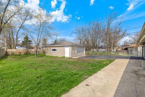 Tiny photo for 18960 John Avenue, Country Club Hills, IL 60478 (MLS # 12615649)