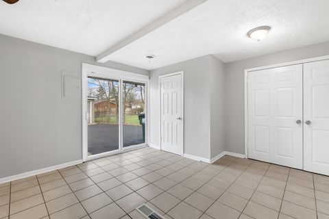 Tiny photo for 18960 John Avenue, Country Club Hills, IL 60478 (MLS # 12615649)