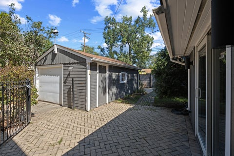 Tiny photo for 2207 Crawford Avenue, Evanston, IL 60201 (MLS # 12693326)