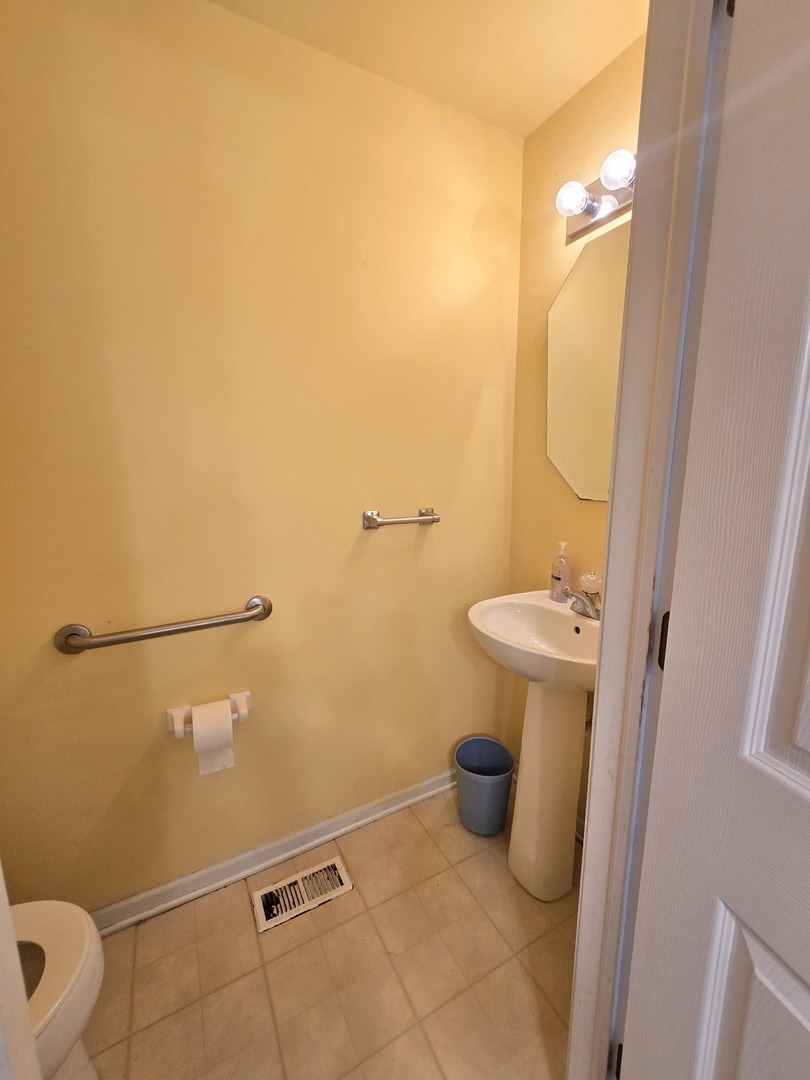 1326 Baxter Lane