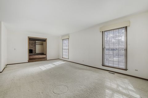 Tiny photo for 2113 Greenock Street, Inverness, IL 60067 (MLS # 12577294)