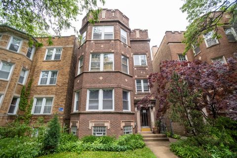 Photo of 2226 W ARTHUR Avenue #1, Chicago, IL 60645 (MLS # 12651726)