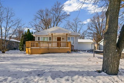 Photo of 1105 S Kinch Street, Urbana, IL 61802 (MLS # 12478479)