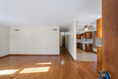 Tiny photo for 1105 S Kinch Street, Urbana, IL 61802 (MLS # 12478479)