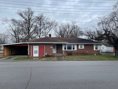 Photo of 1804 W Copeland Street, Marion, IL 62959 (MLS # 12587065)