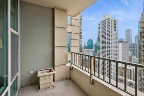 Tiny photo for 25 E Superior Street #3903, Chicago, IL 60611 (MLS # 12576300)