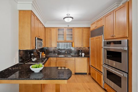 Tiny photo for 25 E Superior Street #3903, Chicago, IL 60611 (MLS # 12576300)