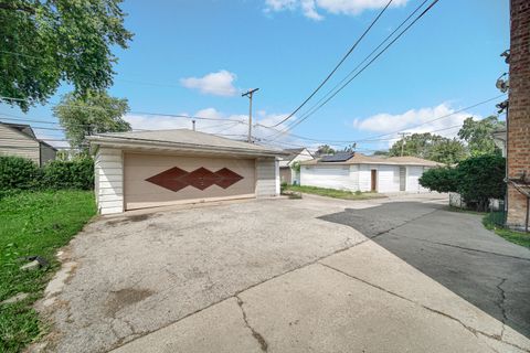 Tiny photo for 1306 N 36th Avenue, Melrose Park, IL 60160 (MLS # 12428119)