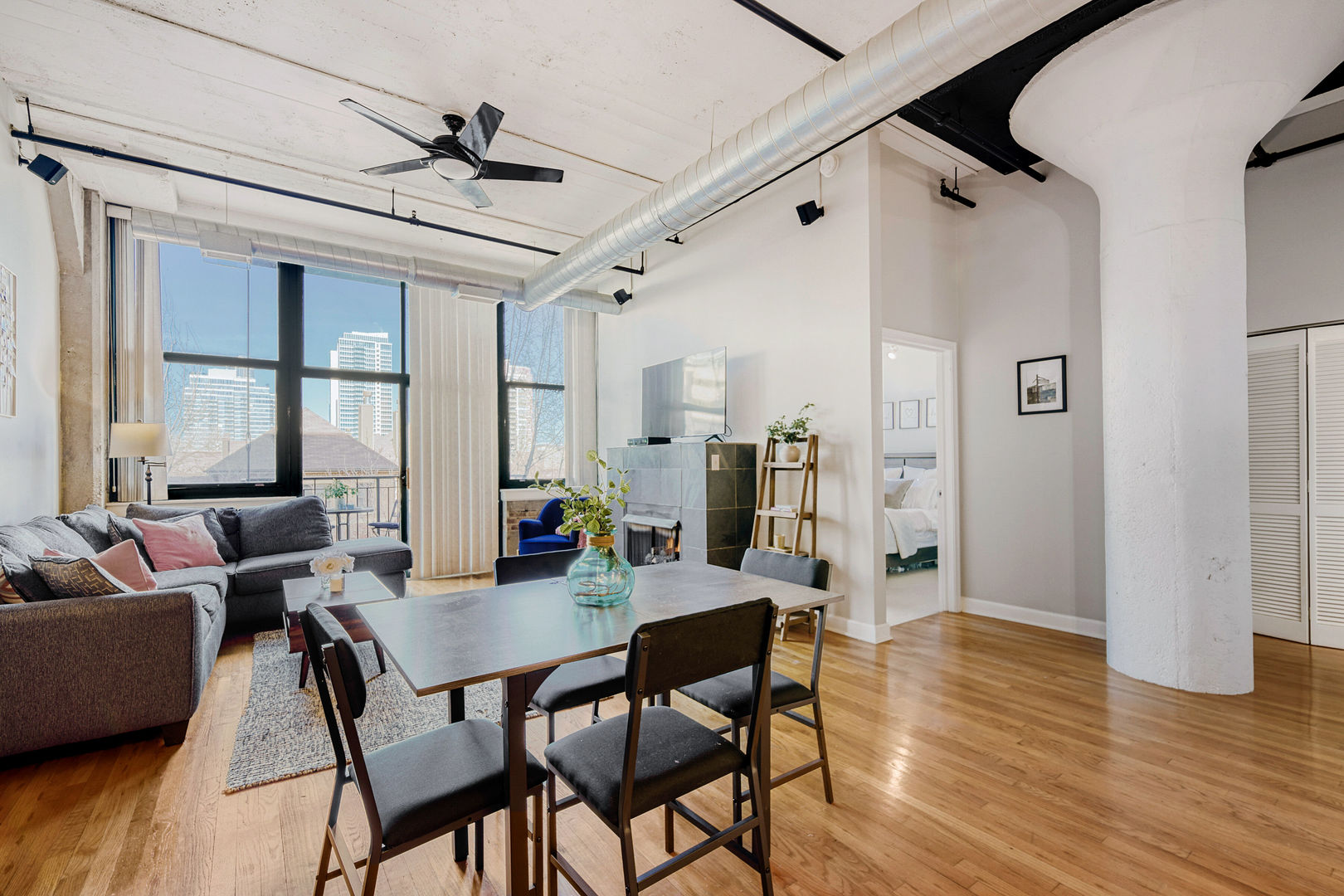 221 E Cullerton Street 408